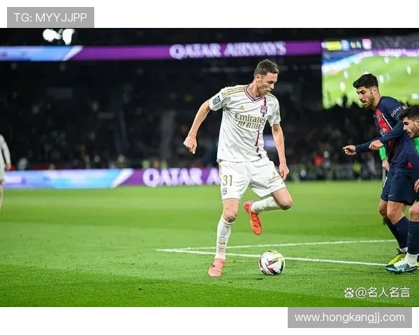 米罗斯拉夫·克洛泽：从德国国家队传奇射手到世界足坛历史最佳前锋之一