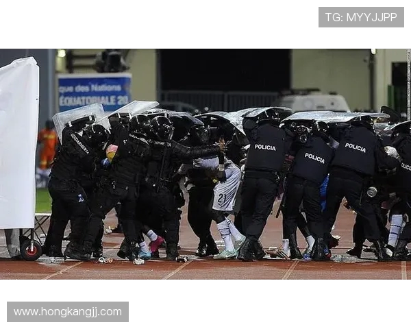 南非对阵塞内加尔比赛裁判分析及争议判罚回顾